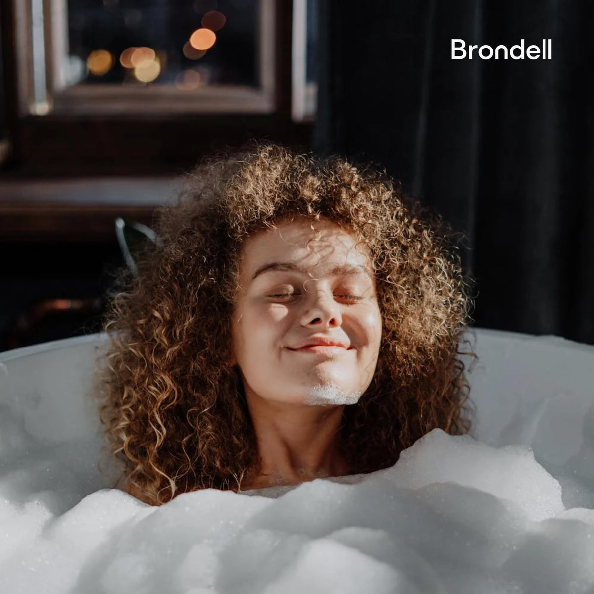 Brondell Swash EcoSeat 102 eco-friendly design reduces paper use.