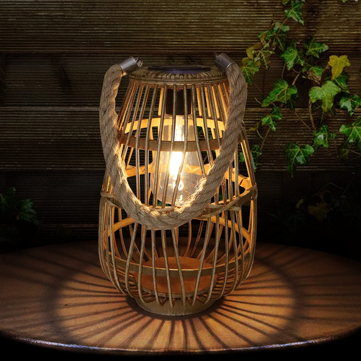 BUARO8AGA boho patio lantern with solar power for simple setup