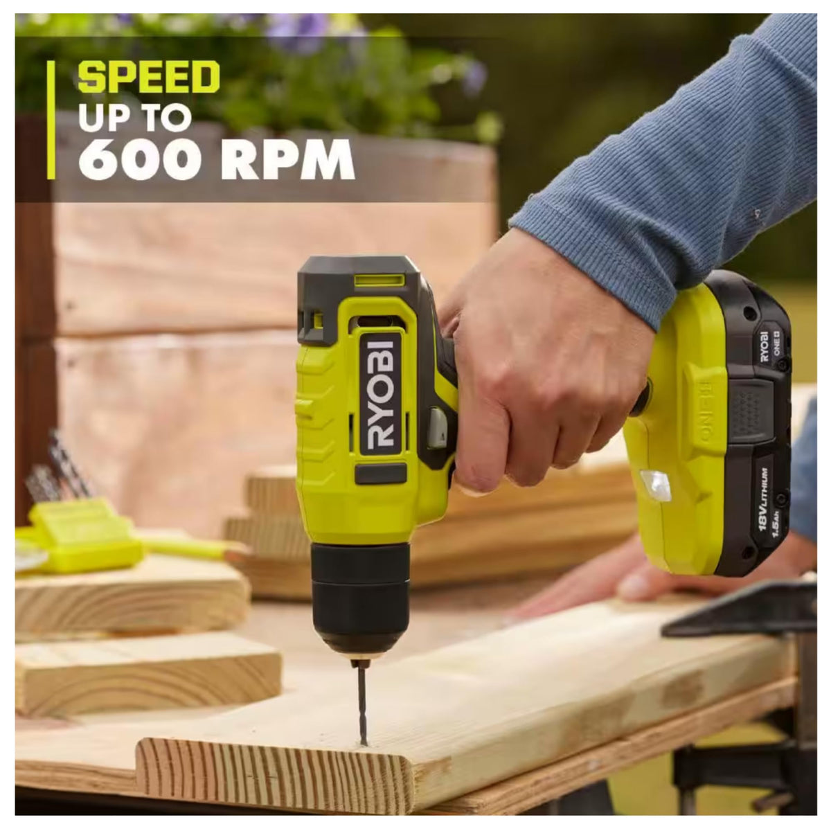 Magnetic screw guide for quick screw starts.
