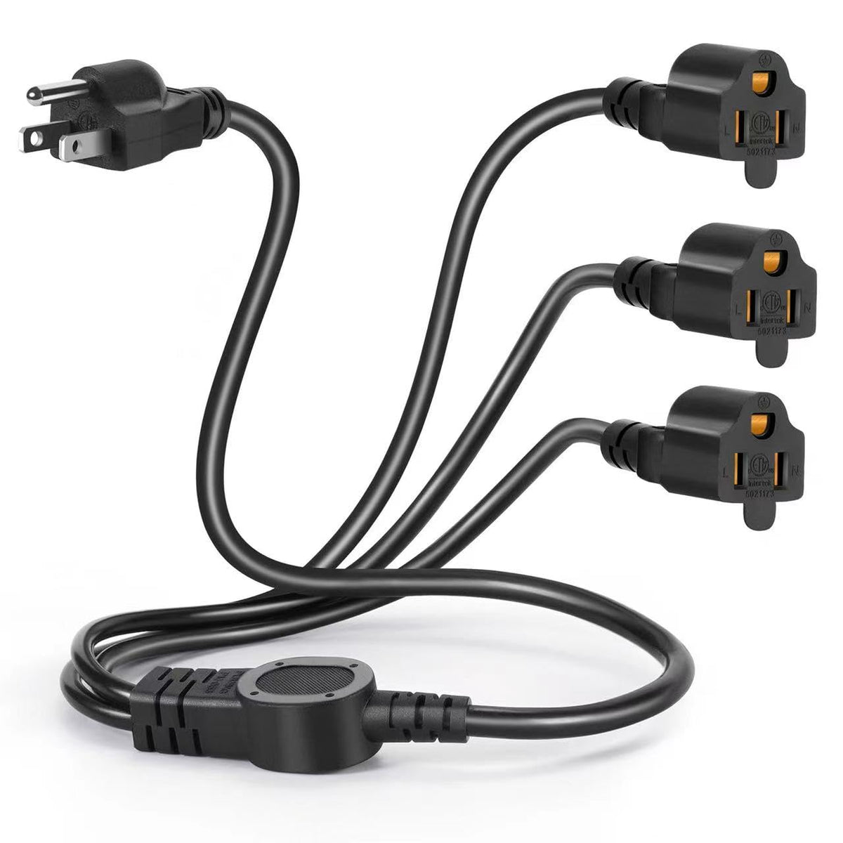 Cable Nahao 3-prong extension with three outlets for versatile power access.