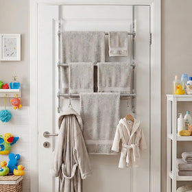 CANYAVE includes extra hooks for robes or washcloths.