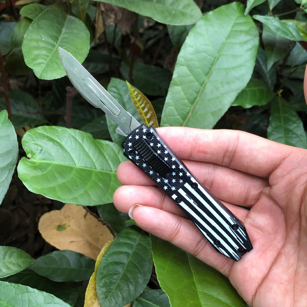 Caressolove 10 blades pack highlights long-lasting sharpness for diverse tasks.