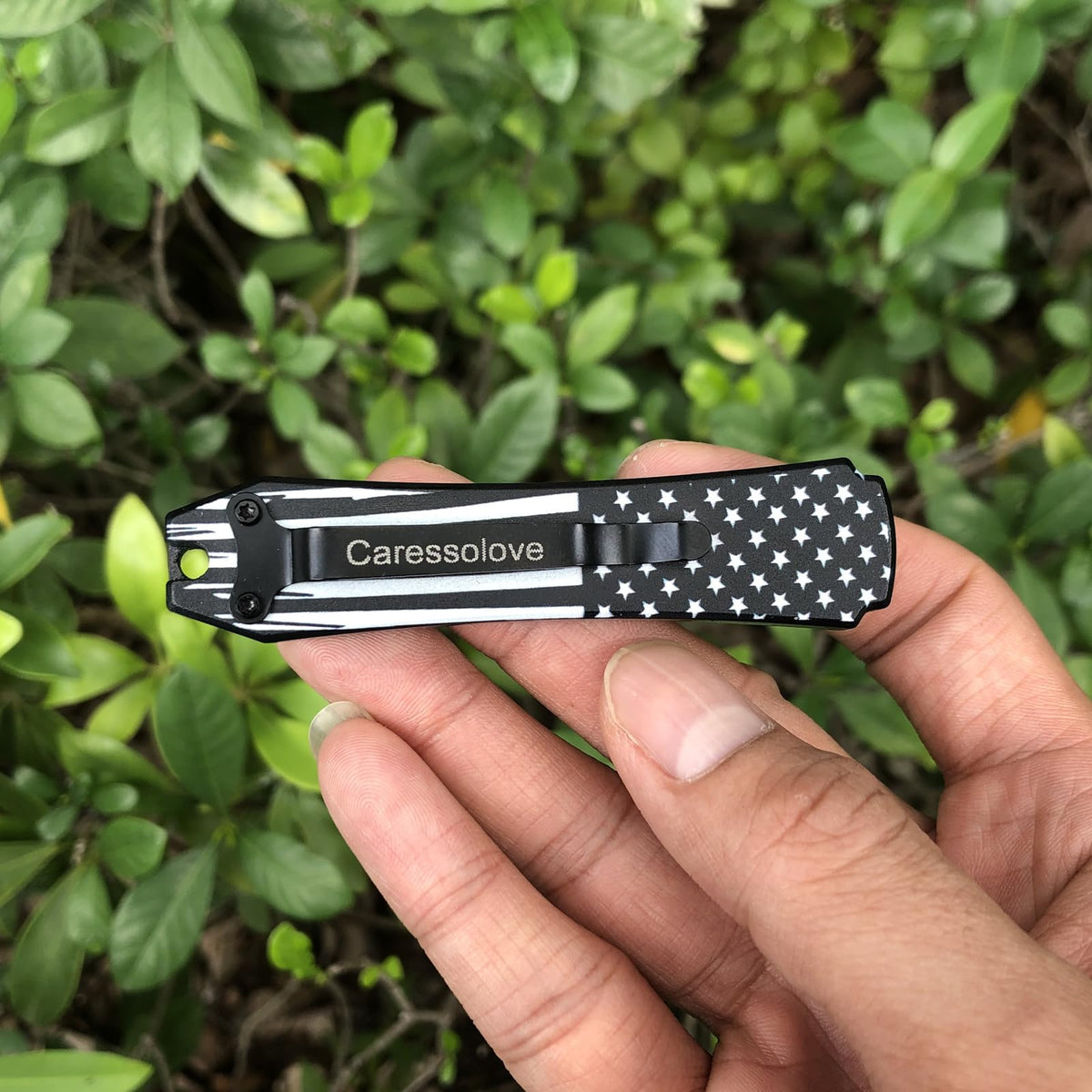 Caressolove aluminum body offers lightweight durability and precise control.
