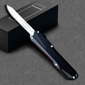Caressolove auto retracting mechanism enables quick, smooth blade extension for efficient box opening.
