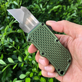 Caressolove portable pocket tool ideal for everyday chores.
