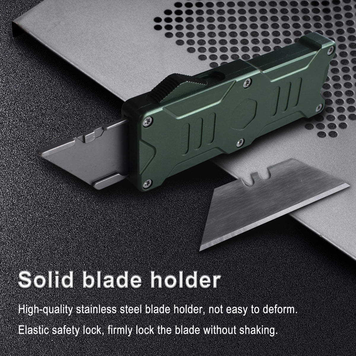 Caressolove quick blade change supports SK2 blades with secure holder.