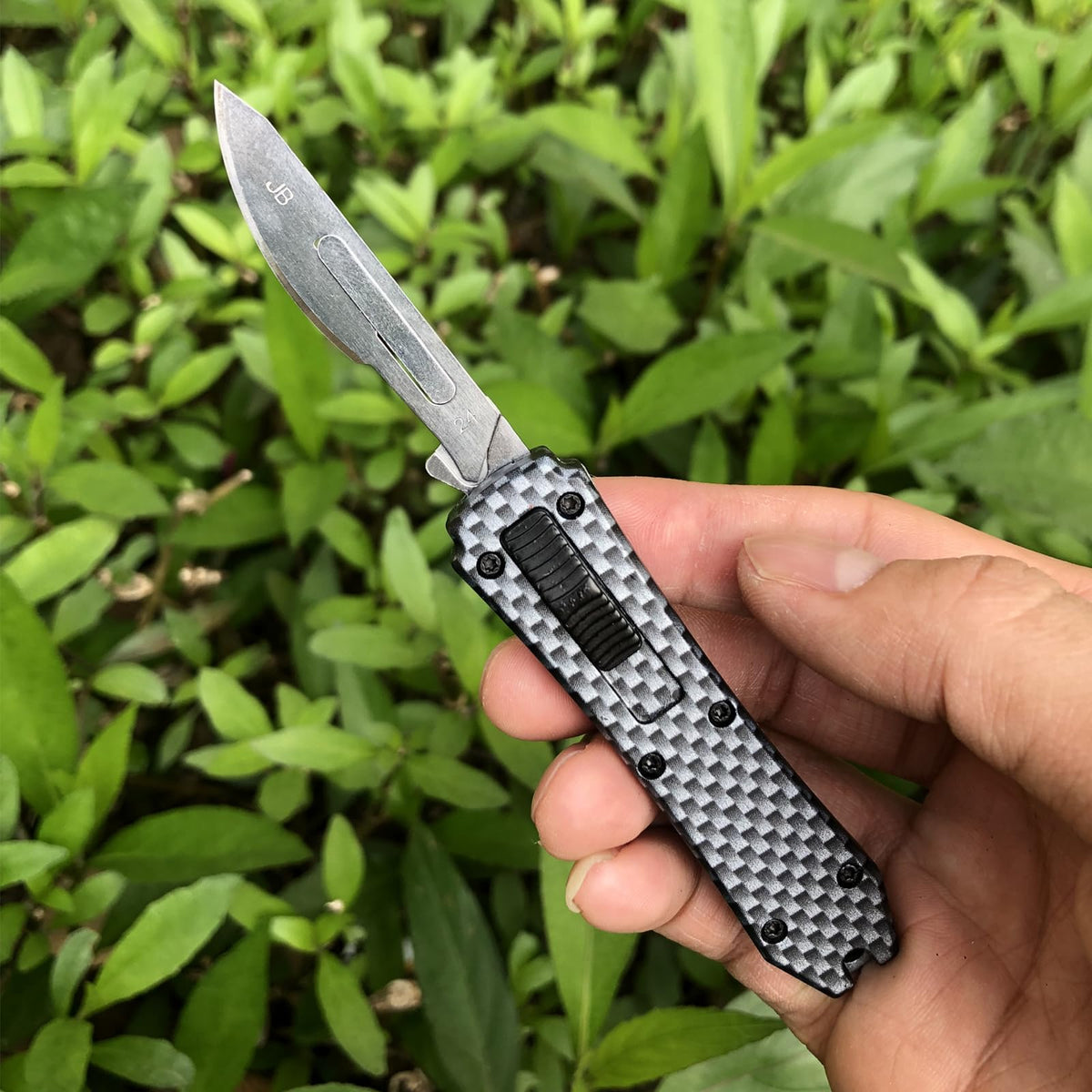 Caressolove Switch Blades Knife safety design for reliable emergency use.