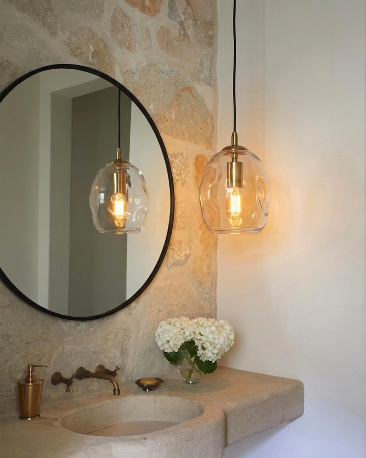 CASAMOTION pendant light showcasing gold hardware for a modern industrial look.