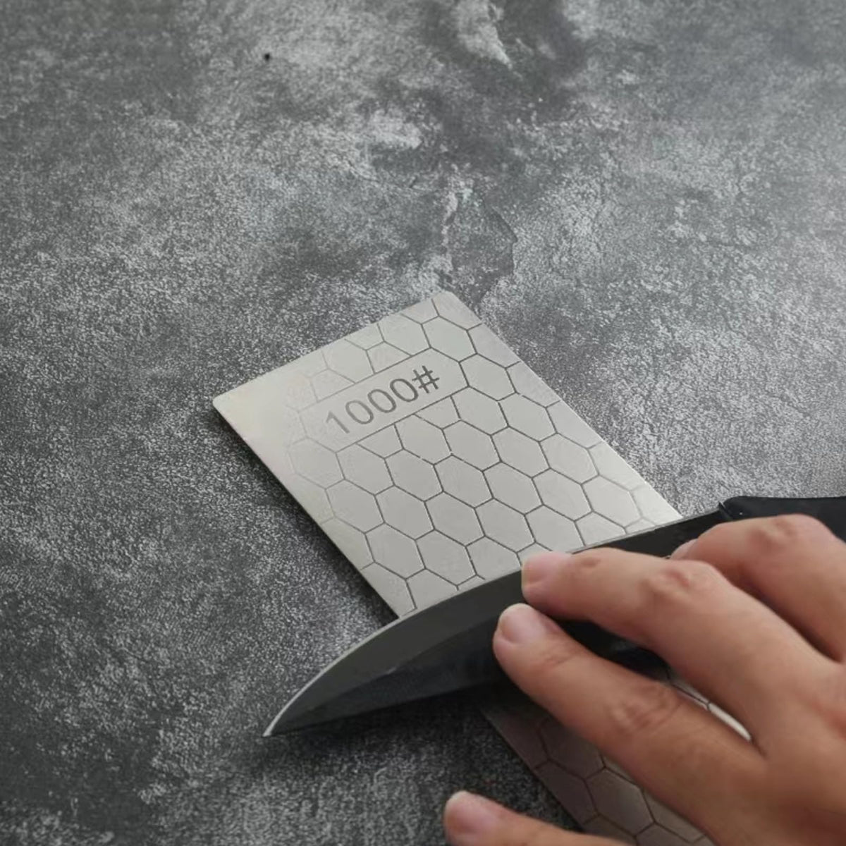 Ceilyweli anti-slip base keeps sharpening stone steady during use