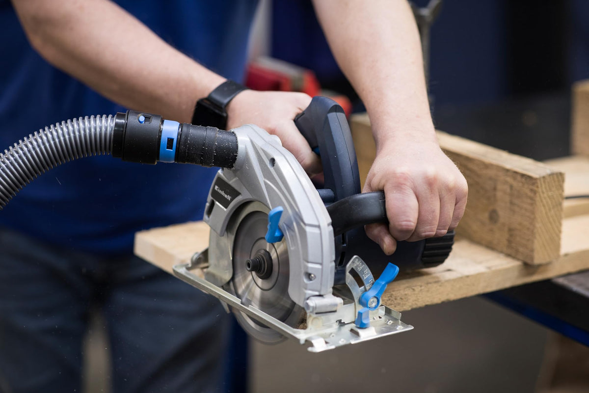 1-1/4 inch end supports strong airflow to vacuums.