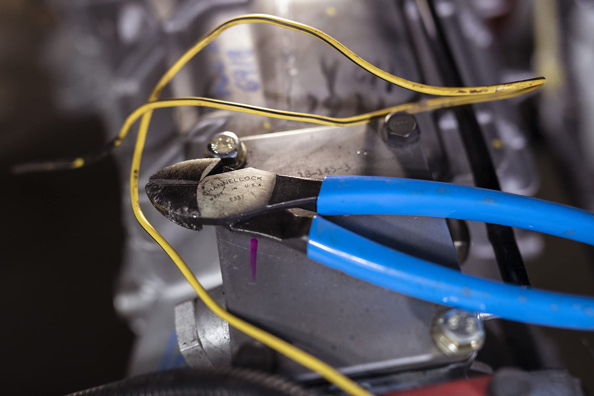Heat-treated edge resists dulling for repeated use.