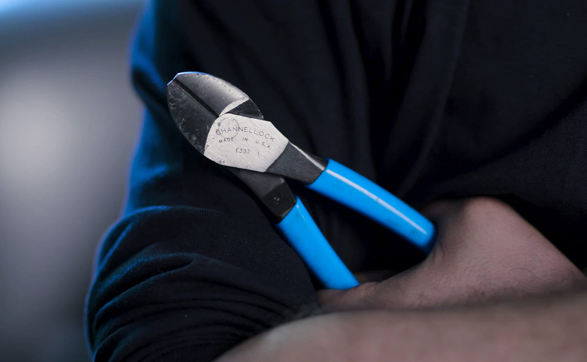 Blue comfort grips provide secure traction during work.