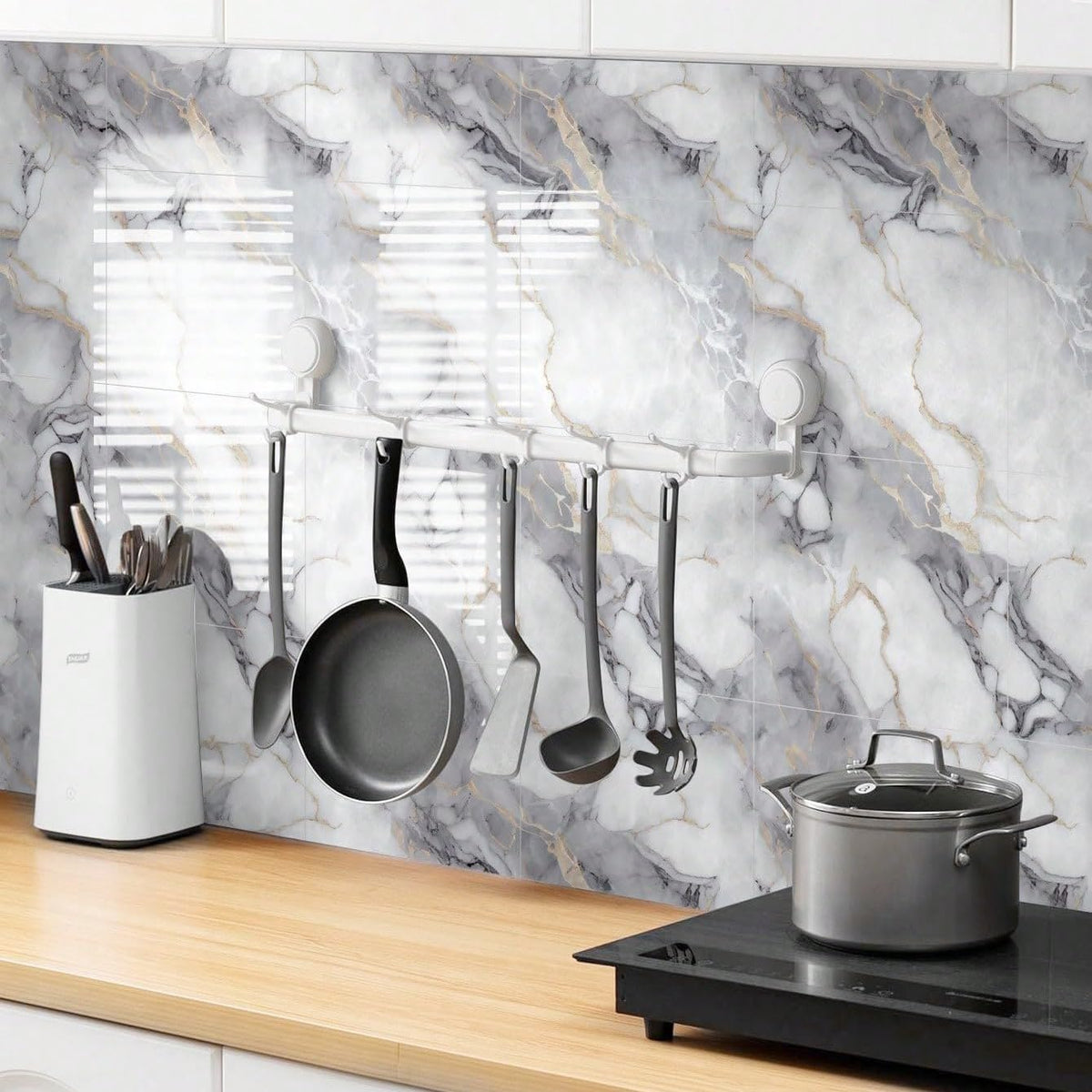 Chejiaye waterproof wall panel provides lightweight, cuttable walls for quick updates