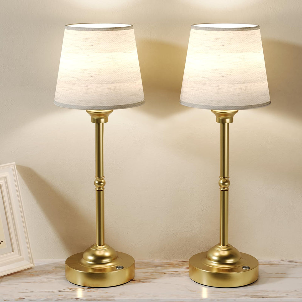 CHLORANTHUS set of 2 cordless table lamps for symmetric bedside ambiance.