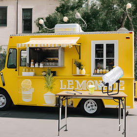 Chunful regular flat spout providing steady lemonade flow