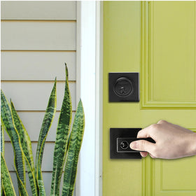 Cielsa Dawn installation-ready lockset, up to 20 minutes for one-person setup.