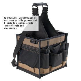 CLC 1528 interior pockets help organize small parts for quick on-site access.