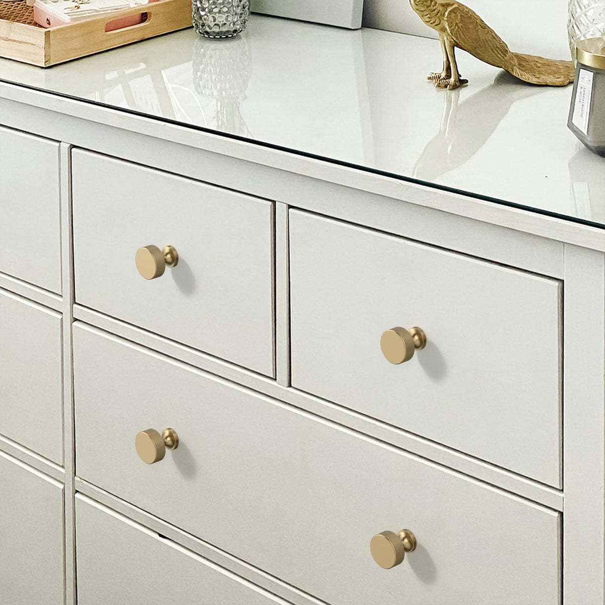 Coinkoly champagne bronze kitchen hardware with fingerprint-resistant matte finish.