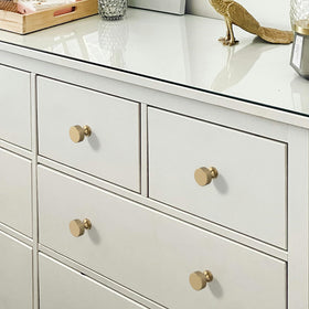 Coinkoly champagne bronze kitchen hardware with fingerprint-resistant matte finish.