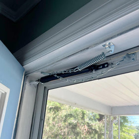 ConsitDone door closer in action demonstrates controlled closing.