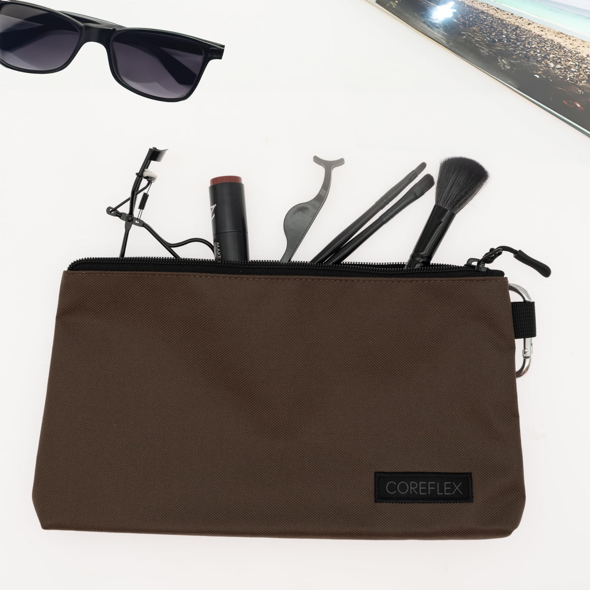Coreflex Premium Tool Pouch foldable design example for easy transport.