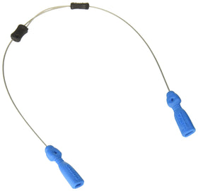 Ultrathin coated wire detail of the Costa C-Line retainer.