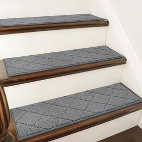 COSY HOMEER stair treads in soft polyester provide cozy comfort on wooden stairs.