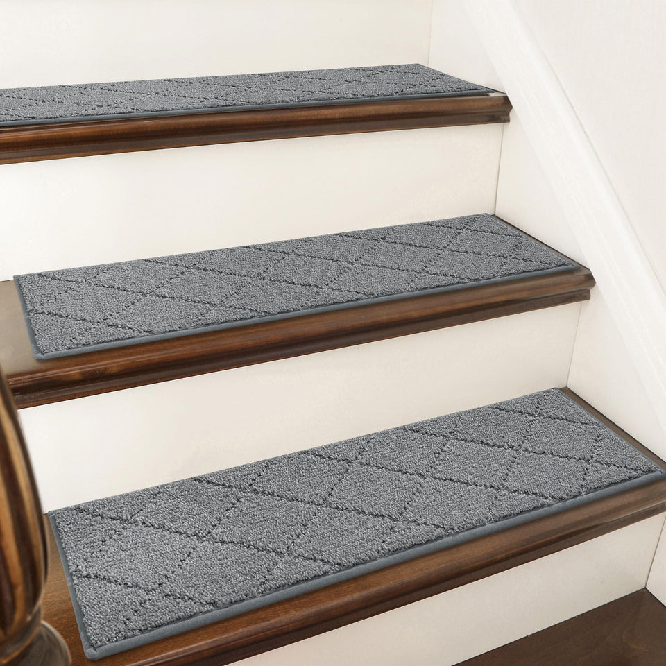COSY HOMEER stair treads in soft polyester provide cozy comfort on wooden stairs.