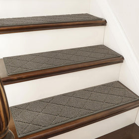 COSY HOMEER stair treads light brown close-up showing non-slip grip and soft texture
