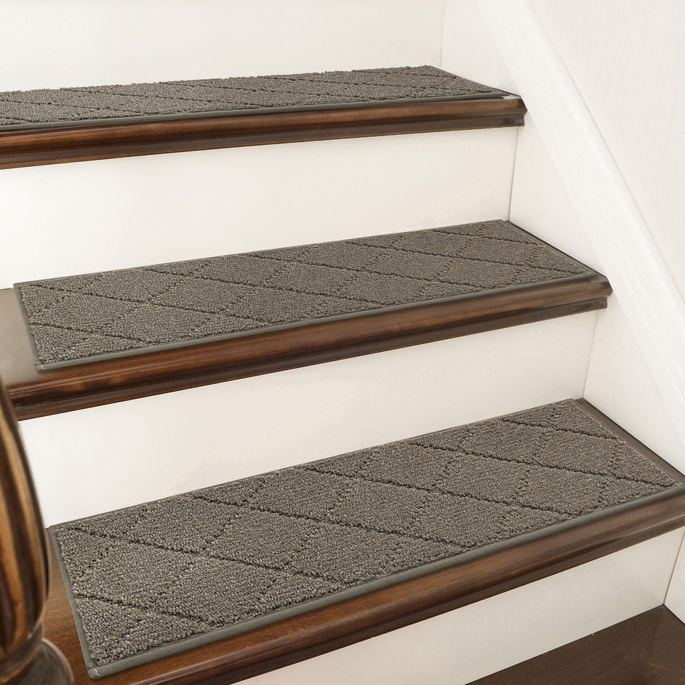 COSY HOMEER stair treads light brown close-up showing non-slip grip and soft texture