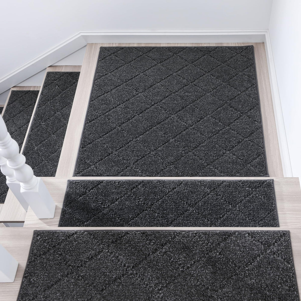 COSY HOMEER Edging Stair Treads top view show stability on wooden stairs.