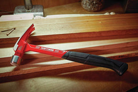 CRAFTSMAN 20oz hammer full view; one-piece steel forging durability.
