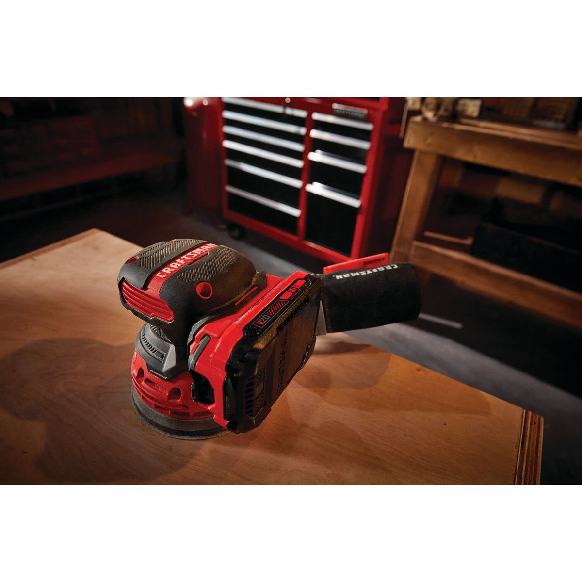 CRAFTSMAN V20 delivers 12,000 OPM for fast material smoothing.