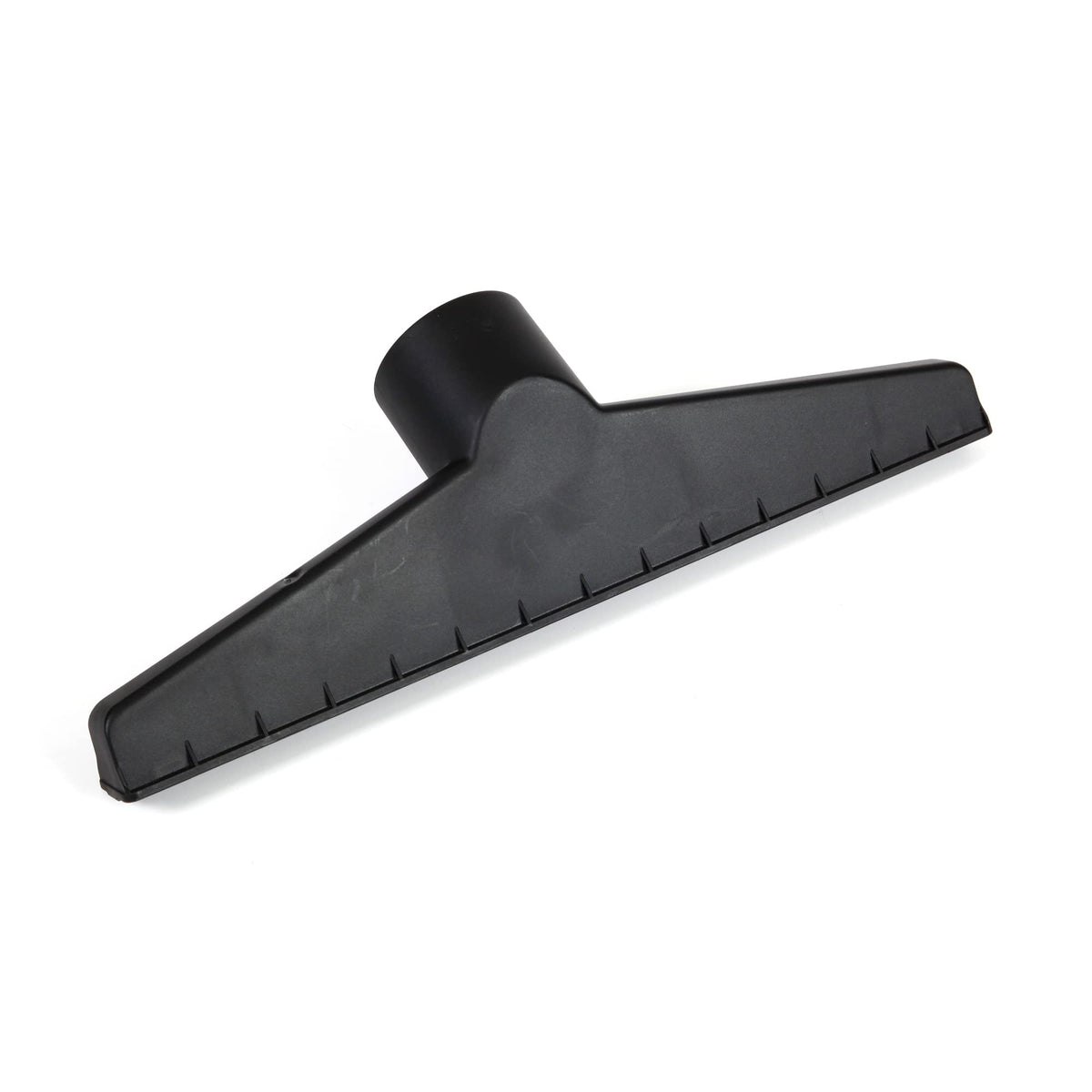CRAFTSMAN wet nozzle 14-inch wide design enables fast cleanup of large spills.