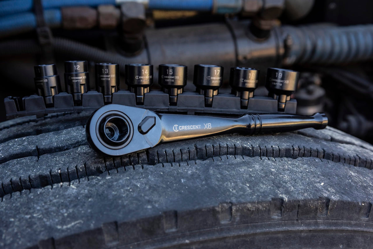 Crescent CX6PT25 socket set in case showing comprehensive drive sizes.