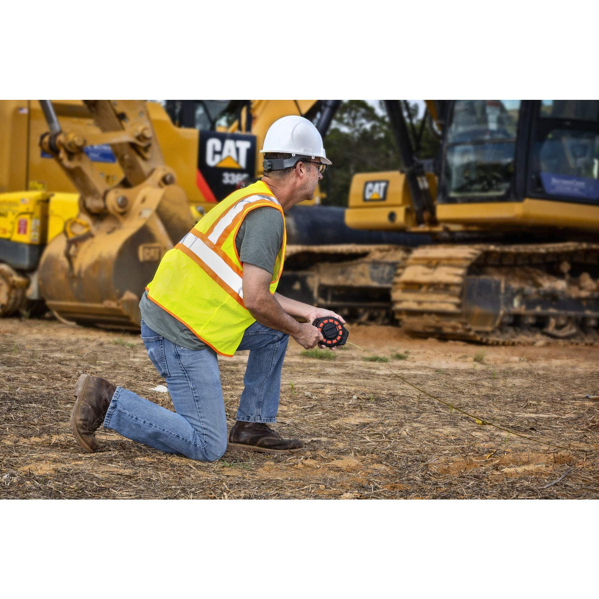 Crescent Lufkin ST100-07 ergonomic case promotes comfortable handheld use during long jobs.