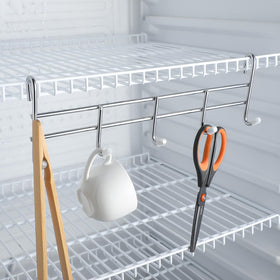 CroBlissful durable chrome-plated steel with rubber caps protects items from scratches.