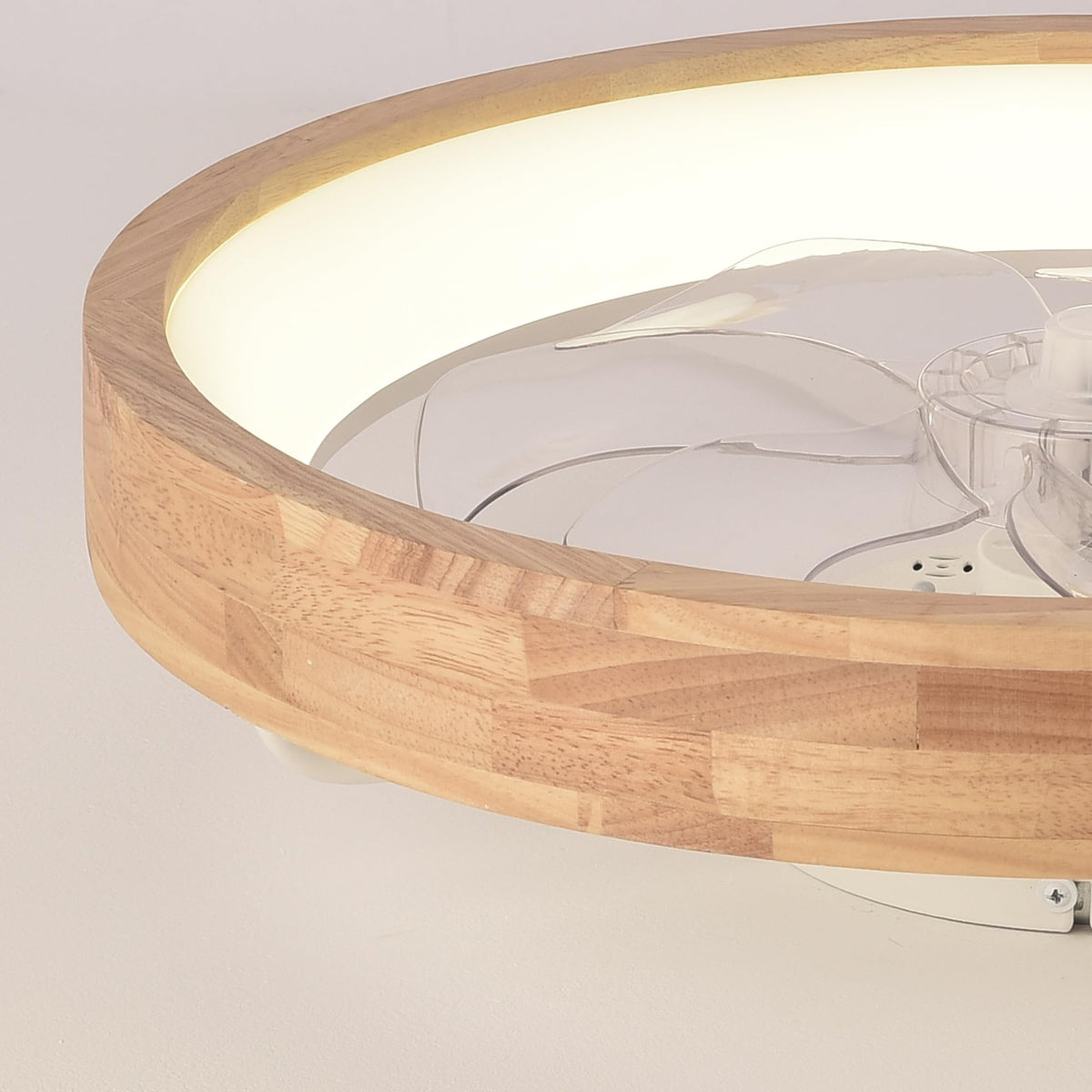 Curve Curio memory function recalls your preferred light and speed.