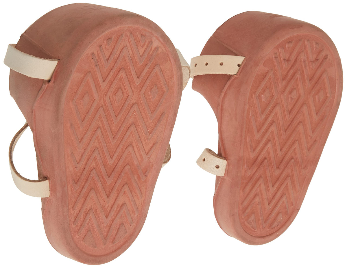 Custom Leathercraft 318 kneepads with flat bottom design provide enhanced knee support.