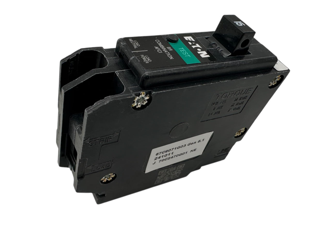 Cutler Hammer BRP115AF side profile demonstrates compact single-pole design for space efficiency.