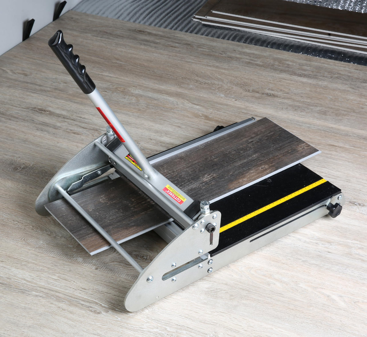 Cutterex plus stop fence and angle gauge for accurate angles.