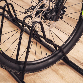 CyclingDeal powder-coated steel finish resists indoor wear and tear.