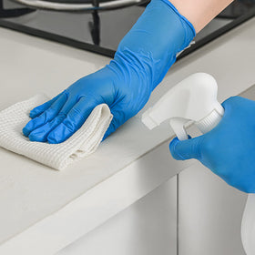 Daddy's Choice blue nitrile gloves safe for food handling