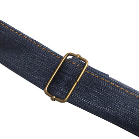 Dadidyc waterproof blue denim apron protecting clothes from spills
