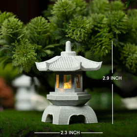 Daisylily gift idea pagoda lamp, thoughtful present for home decor lovers.