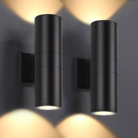DAKAFUL 2-pack outdoor wall light, front view with integrated LED.