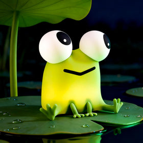 DAMELYN Frog Night Light in soft silicone for nursery safety.