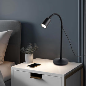 DAMI reading light with three color temperatures enhances reading comfort.