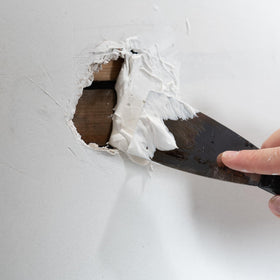 DAP Patching Plaster interior-use formula for indoor walls