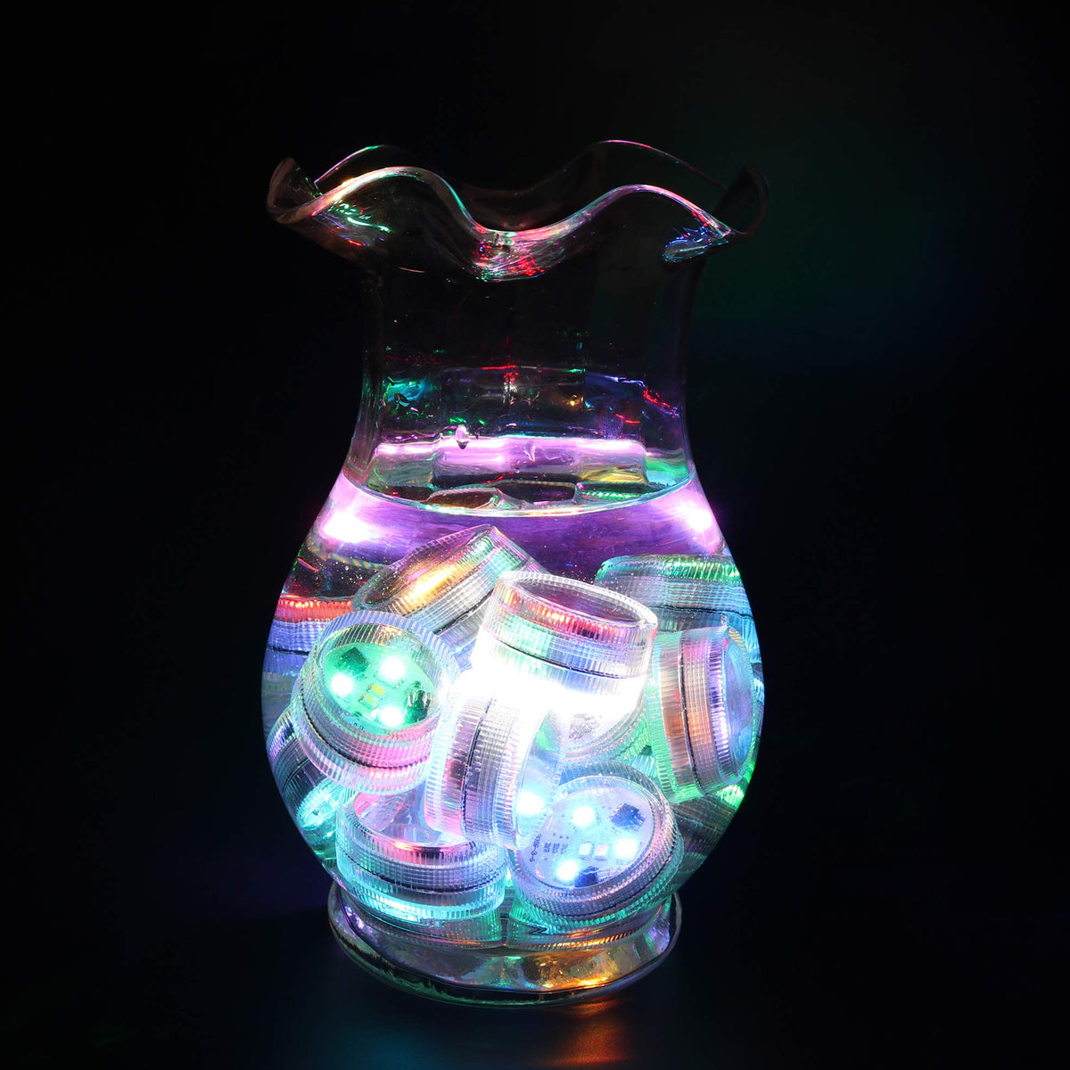 DarNio vase centerpiece LED light adds ambient color.